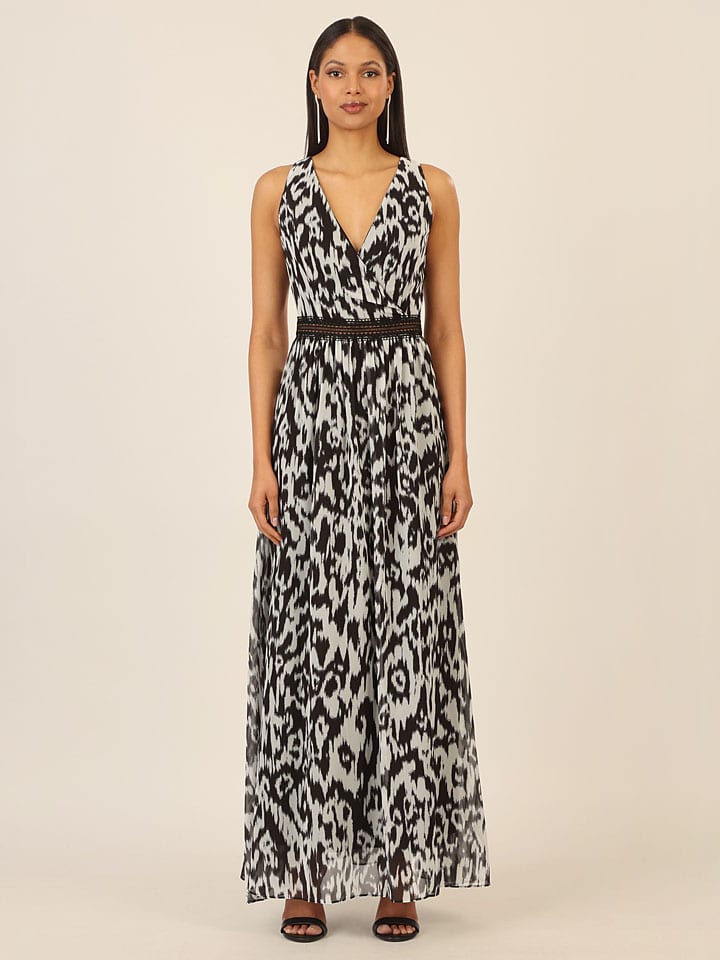 Длинное платье APART, черный/белый
Длинное платье APART, черный/белый