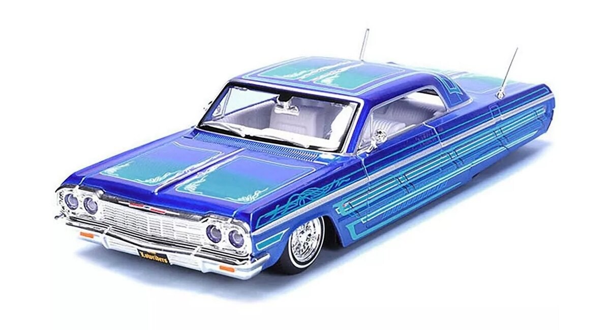 MAISTO DESIGN Chevrolet Impala SS 1964 1/26 32547
MAISTO DESIGN Chevrolet Impala SS 1964 1/26 32547