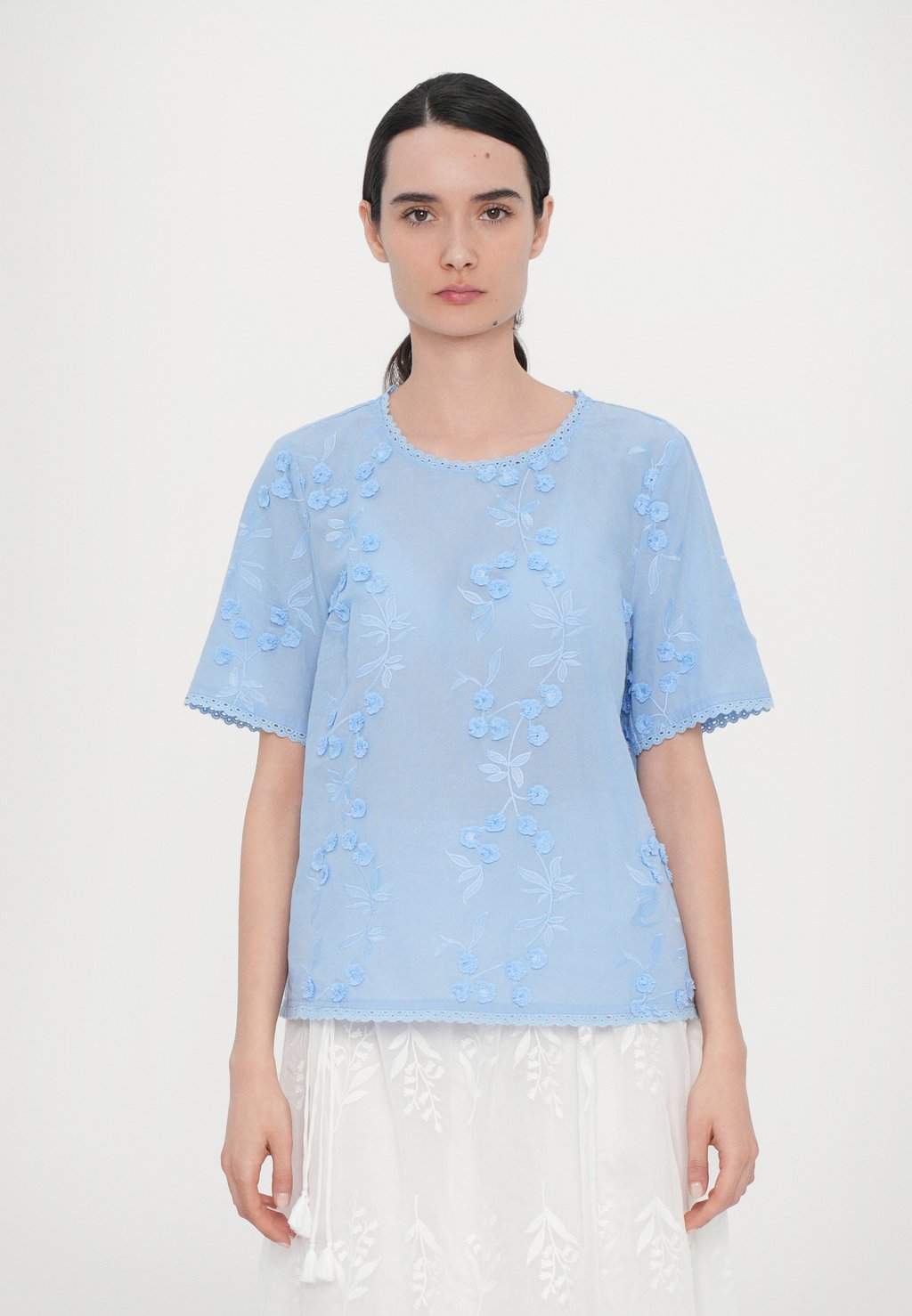 Блуза UASTA MUNTHE, светло-голубой
Блуза UASTA MUNTHE, светло-голубой