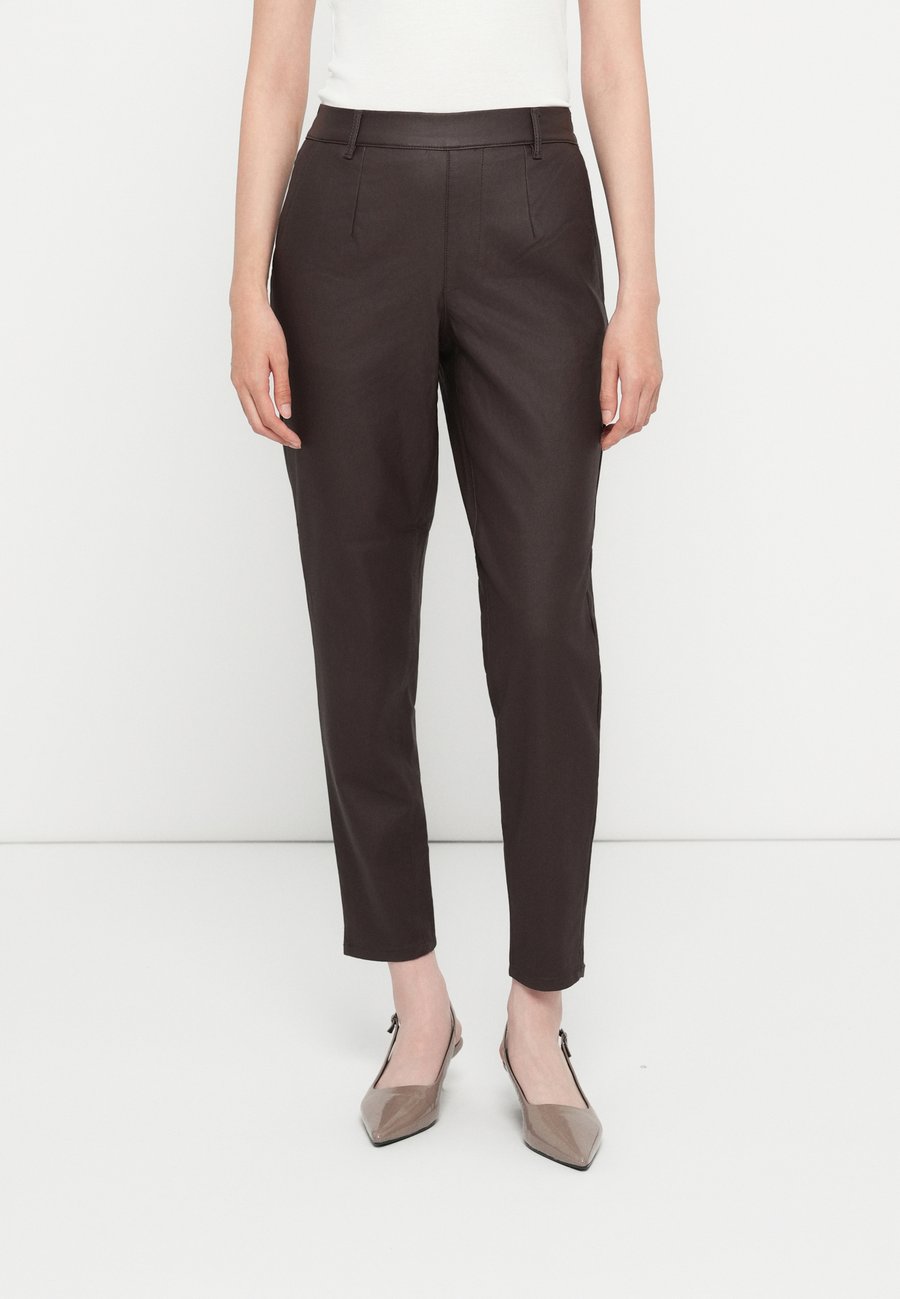 Брюки Object OBJBELLE LISA COATED, Seal Brown/Brown
Брюки Object OBJBELLE LISA COATED, Seal Brown/Brown