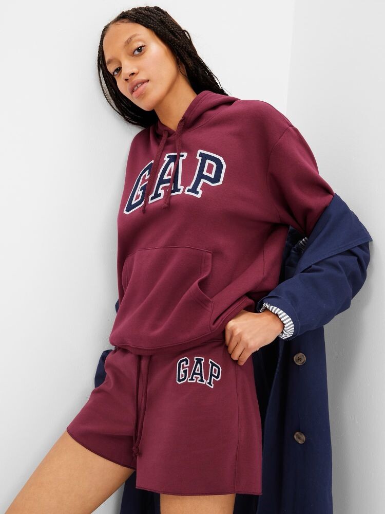 Толстовка с логотипом и флисом Gap, красный 
Толстовка с логотипом и флисом Gap, красный