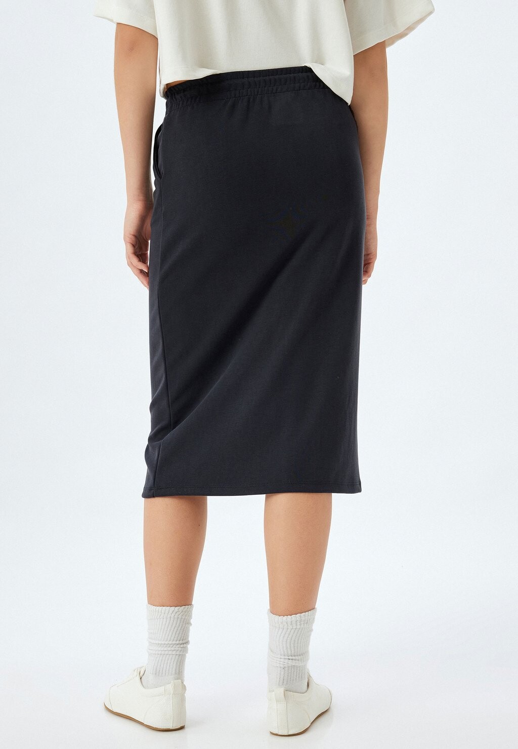 Юбка-карандаш Koton, черный
Юбка-карандаш Koton, черный