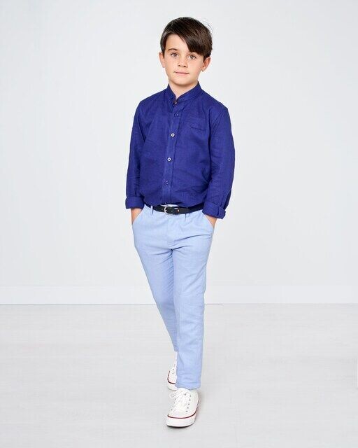 Чинос для мальчика с пинцетом из льняной ткани Spagnolo, светло-синий
Чинос для мальчика с пинцетом из льняной ткани Spagnolo, светло-синий