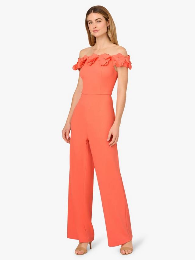 Костюм-комбинезон с креповыми розетками Adrianna Papell, Coral Coast
Костюм-комбинезон с креповыми розетками Adrianna Papell, Coral Coast