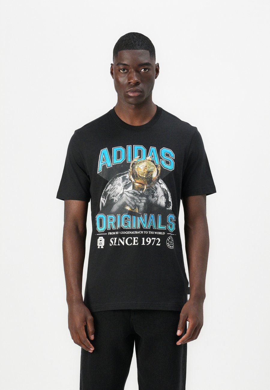 Футболка Adidas Originals GRAPHIC UNISEX, Black, Черный, Футболка Adidas Originals GRAPHIC UNISEX, Black
Футболка Adidas Originals GRAPHIC UNISEX, Black, Черный, Футболка Adidas Originals GRAPHIC UNISEX, Black