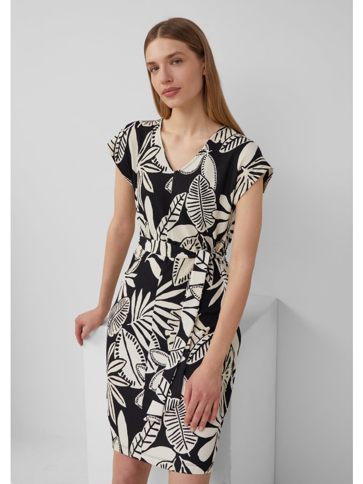 Короткое платье s.Oliver, черный
Короткое платье s.Oliver, черный