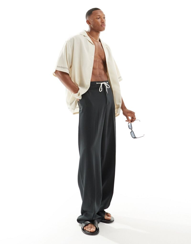 ASOS DESIGN — рубашка оверсайз с лацканами цвета экрю и контрастной строчкой
ASOS DESIGN — рубашка оверсайз с лацканами цвета экрю и контрастной строчкой