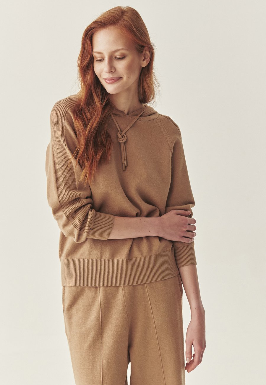 Худи TATUUM Hoodie, Beige
Худи TATUUM Hoodie, Beige