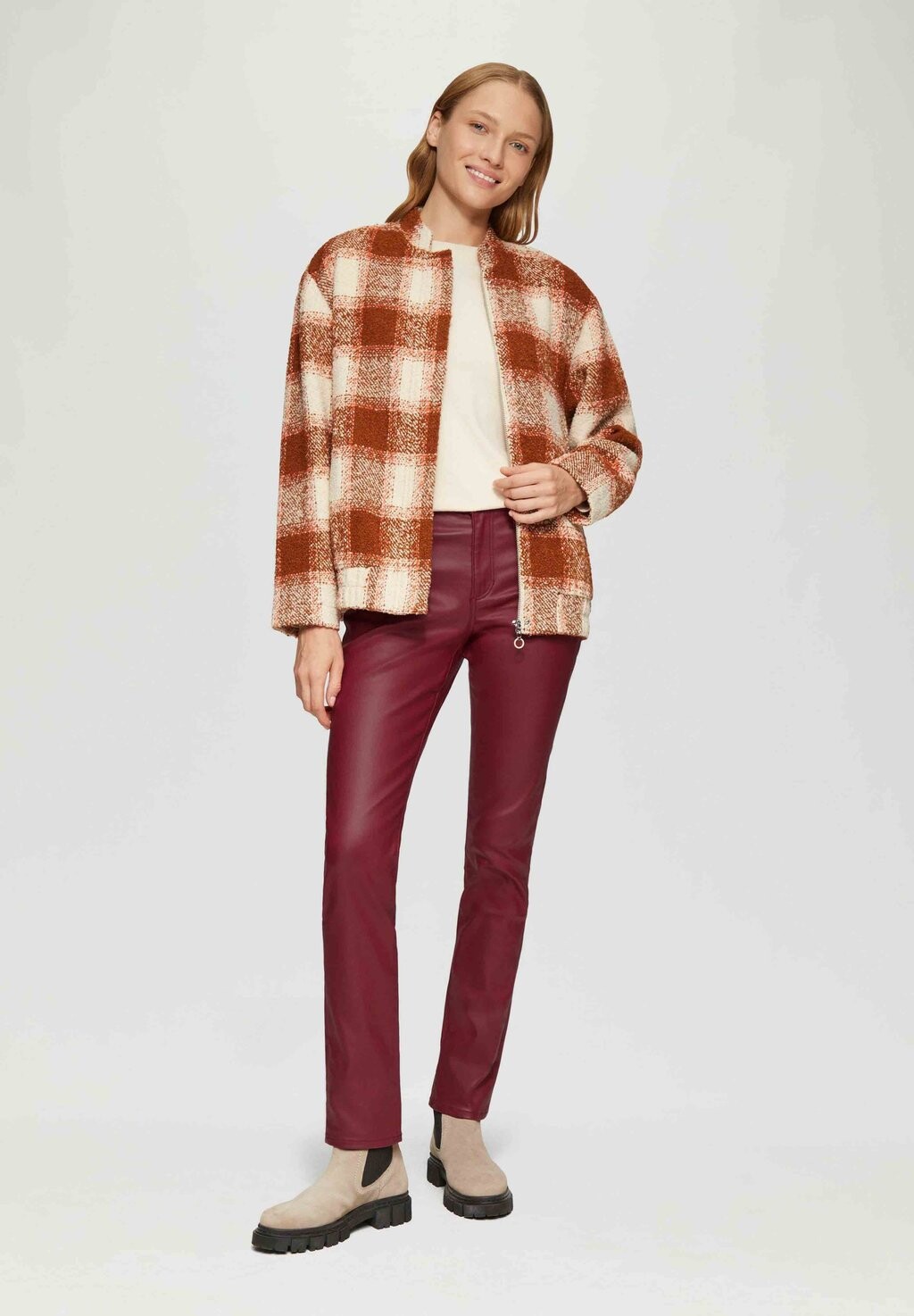 Джинсы облегающего кроя s.Oliver, черный 
Джинсы облегающего кроя s.Oliver, черный