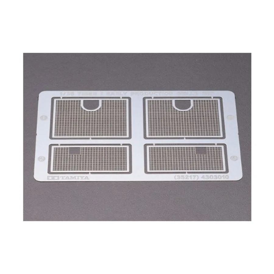 Немецкая решетка радиатора Tiger I с фототравлением, Model Accessories - 1/35 Scale
Немецкая решетка радиатора Tiger I с фототравлением, Model Accessories - 1/35 Scale