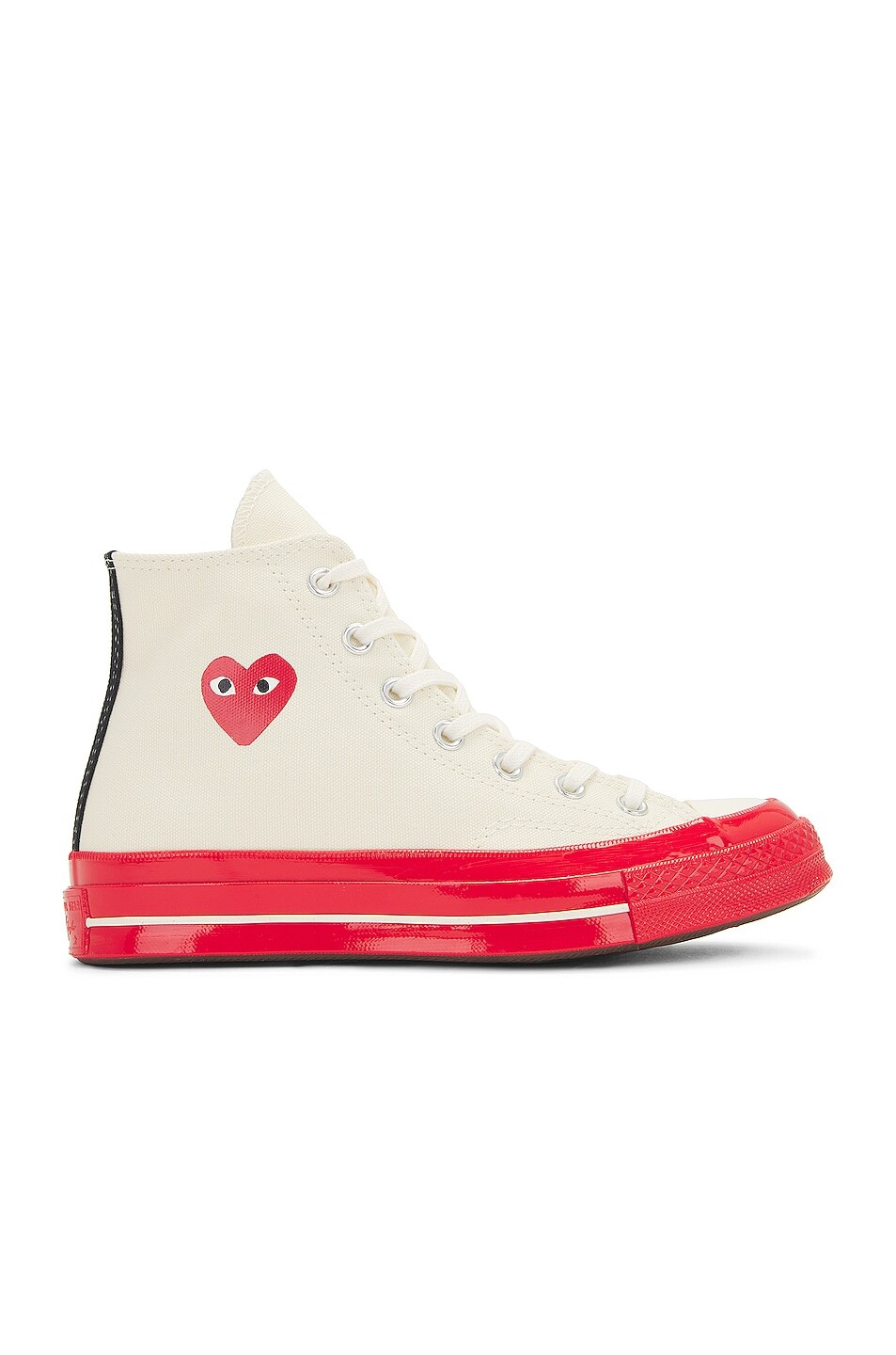 Высокие кеды Converse с красной подошвой Comme Des Garcons Play, кремовый
Высокие кеды Converse с красной подошвой Comme Des Garcons Play, кремовый