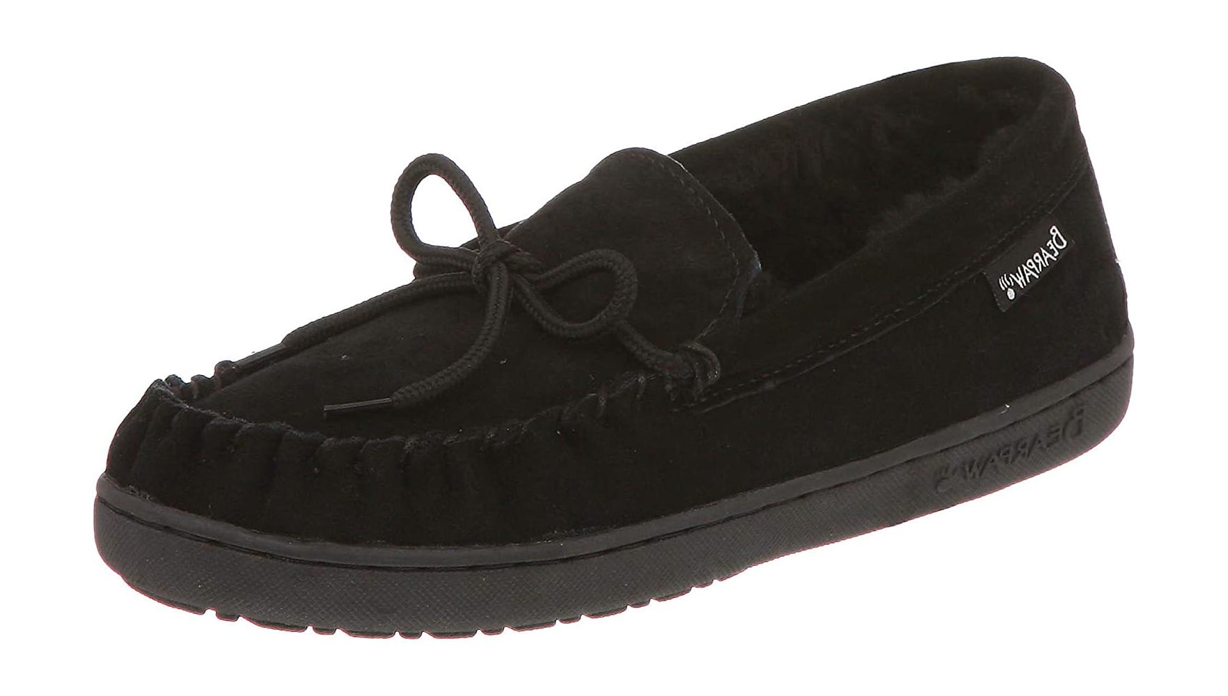 Тапочки BEARPAW Mens Moc II Wide из овчины и замши, черный
Тапочки BEARPAW Mens Moc II Wide из овчины и замши, черный