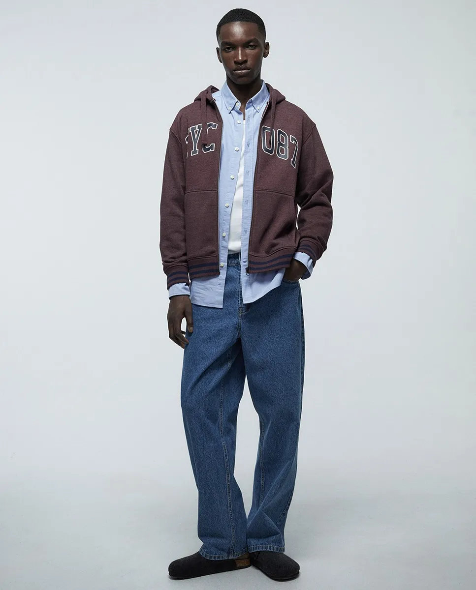 Открытая толстовка Sfera, красный
Открытая толстовка Sfera, красный