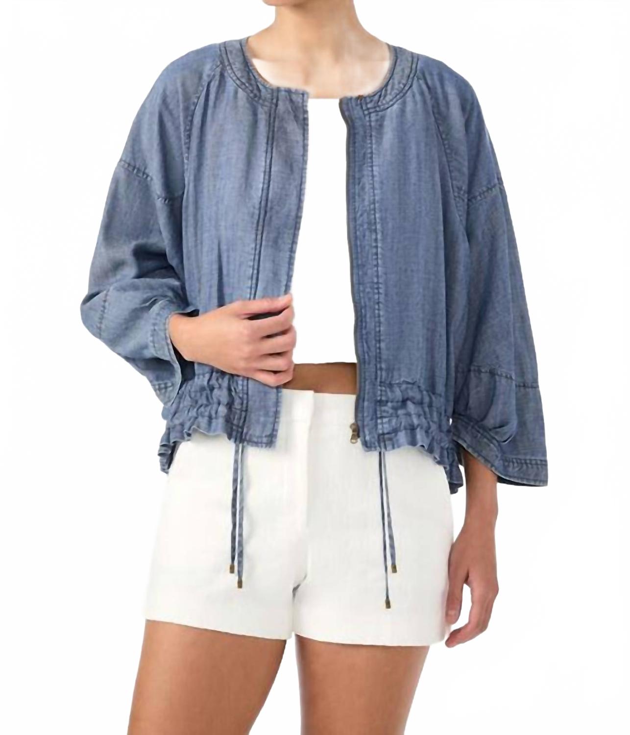 Куртка Prita из облегченного денима Trina Turk, Lightweight Denim
Куртка Prita из облегченного денима Trina Turk, Lightweight Denim