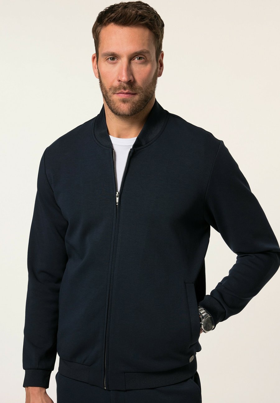 Толстовка JP1880 Zip-up sweatshirt, Navy Blue/Dark Blue, Синий, Толстовка JP1880 Zip-up sweatshirt, Navy Blue/Dark Blue
Толстовка JP1880 Zip-up sweatshirt, Navy Blue/Dark Blue, Синий, Толстовка JP1880 Zip-up sweatshirt, Navy Blue/Dark Blue