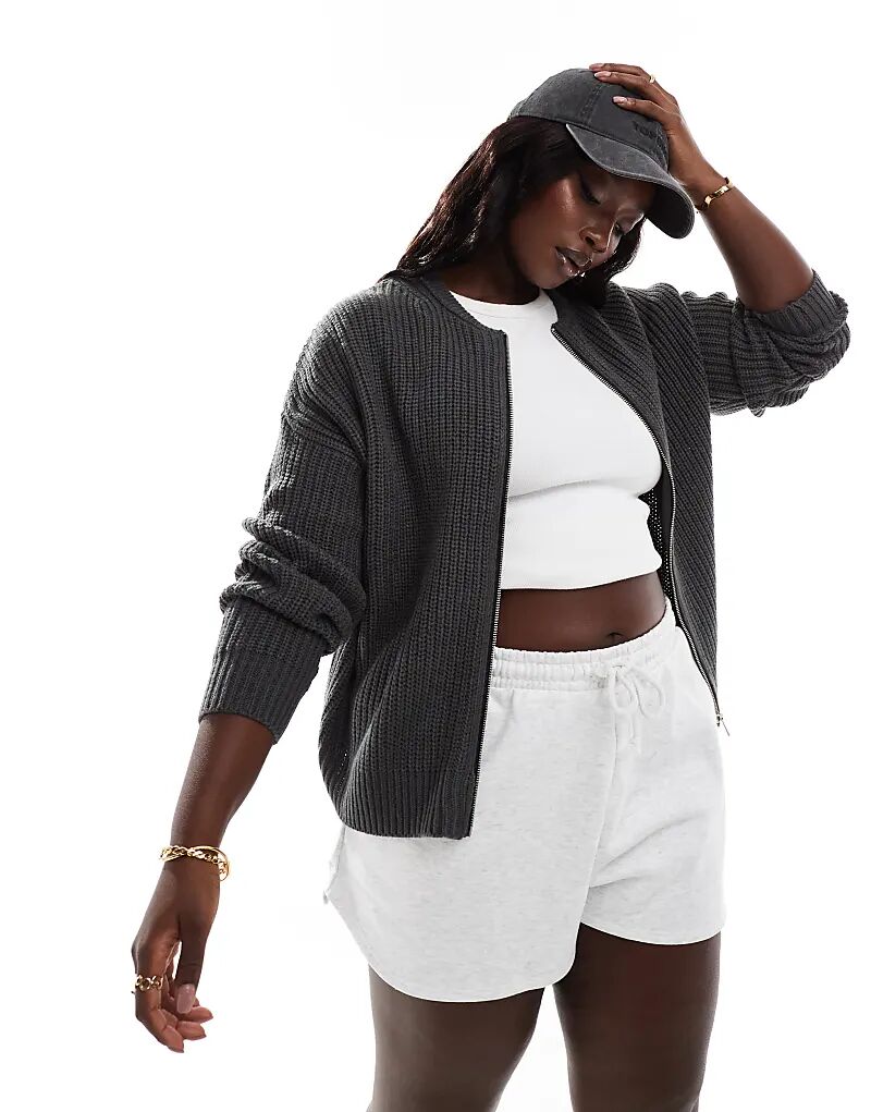 Кардиган в рубчик с застежкой-молнией в угольно-черном цвете Yours
Кардиган в рубчик с застежкой-молнией в угольно-черном цвете Yours