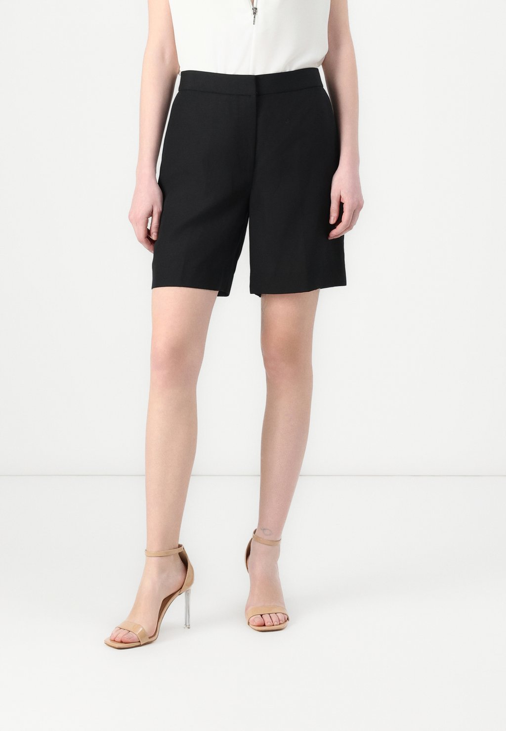 Шорты Calvin Klein, черный
Шорты Calvin Klein, черный