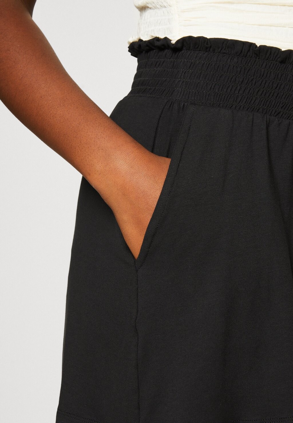 Шорты 2 Pack Even&Odd, черный/белый
Шорты 2 Pack Even&Odd, черный/белый