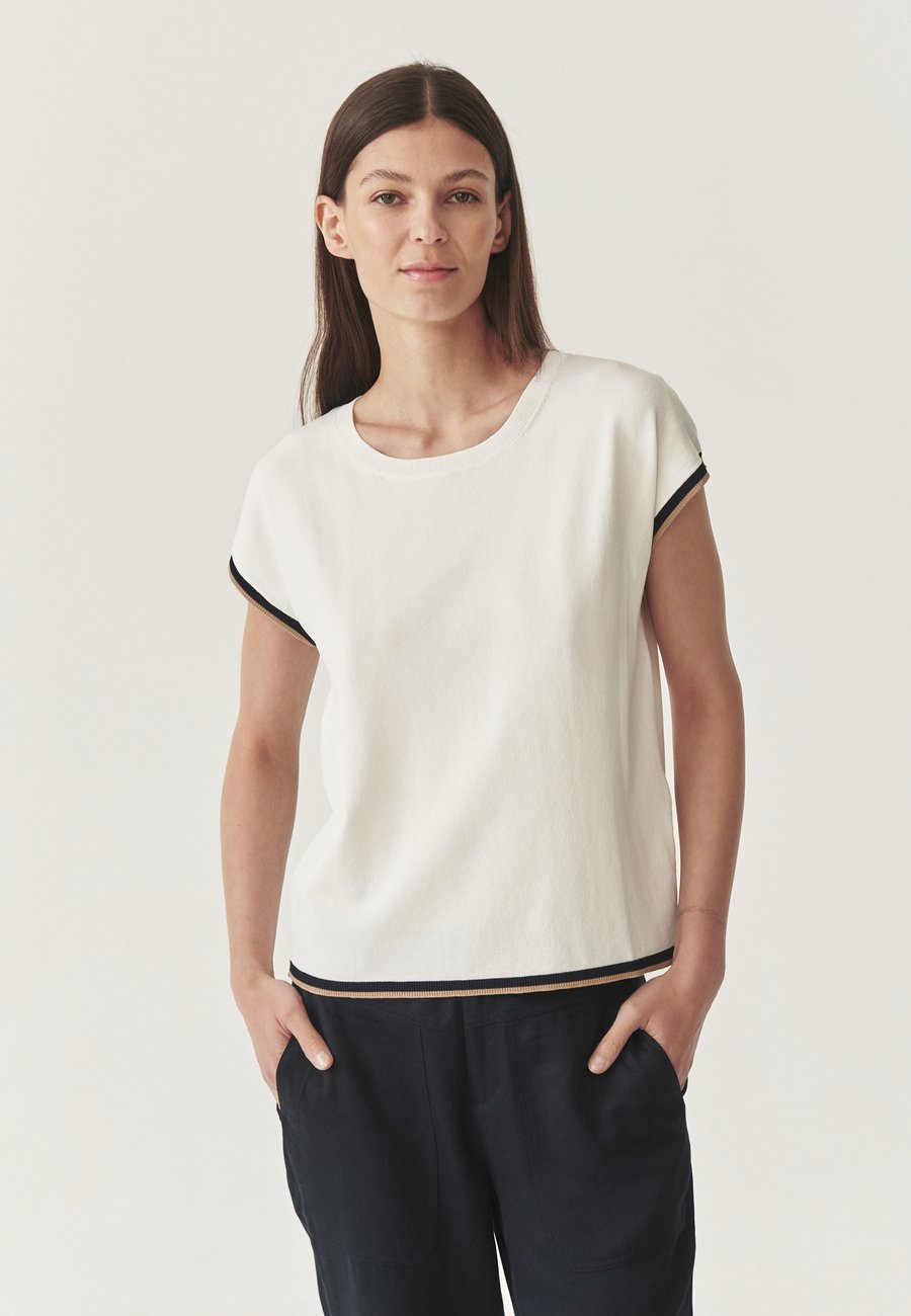 Блуза TATUUM EZI, Off White/Off-White
Блуза TATUUM EZI, Off White/Off-White