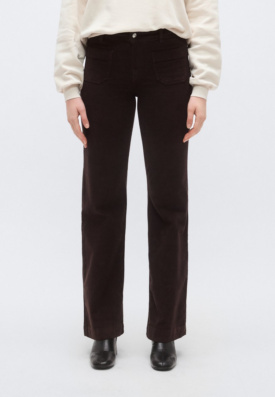 Брюки Gina Tricot Tall FRONT POCKET, Brown/Dark Brown
Брюки Gina Tricot Tall FRONT POCKET, Brown/Dark Brown