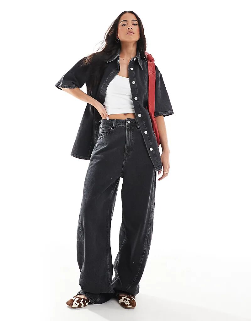 Джинсы-бочонки с перекрученным швом серого цвета ASOS DESIGN
Джинсы-бочонки с перекрученным швом серого цвета ASOS DESIGN