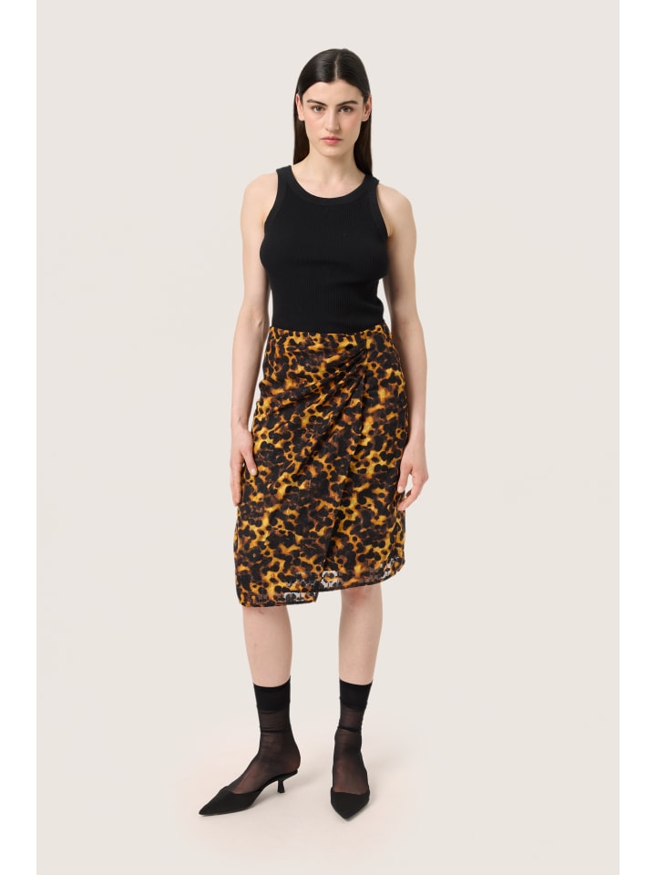 Юбка до колена Soaked in Luxury
Юбка до колена Soaked in Luxury