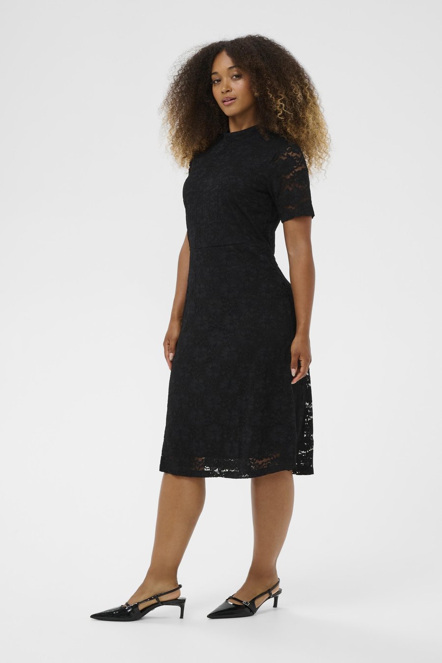 Платье Cream CRLasi SS Lace Dress, Pitch Black/Black
Платье Cream CRLasi SS Lace Dress, Pitch Black/Black