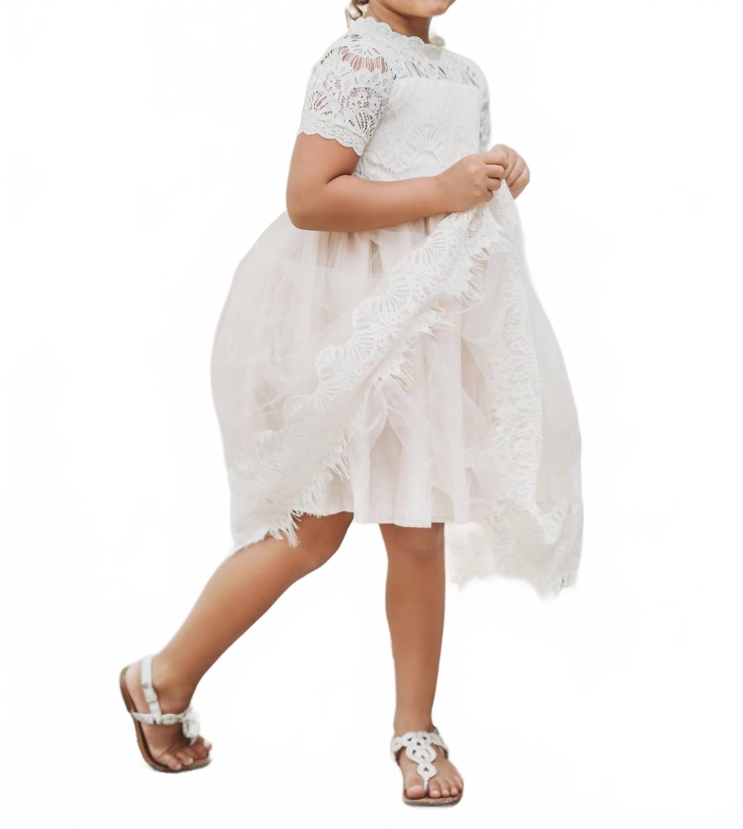 Викторианское дневное платье в цвете слоновой кости Only Little Once
Викторианское дневное платье в цвете слоновой кости Only Little Once