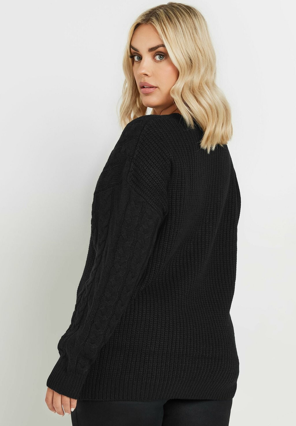 Джемпер CABLE Yours Clothing, черный 
Джемпер CABLE Yours Clothing, черный