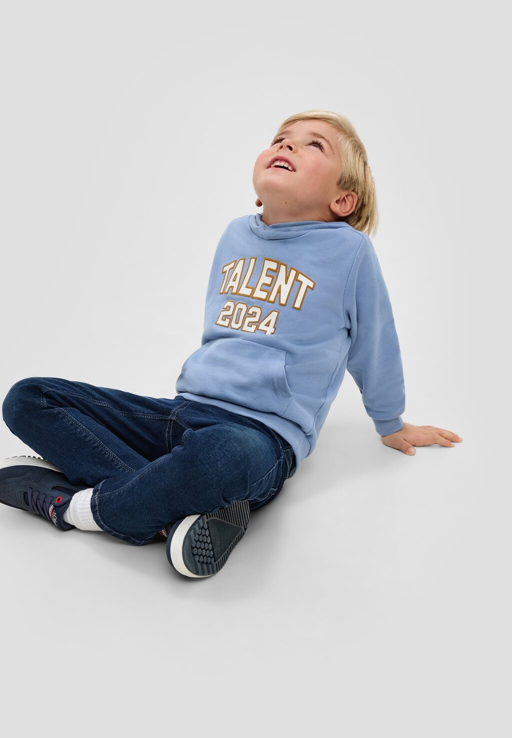 Джинсы прямого кроя PELLE MID RISE s.Oliver, темно-синий деним
Джинсы прямого кроя PELLE MID RISE s.Oliver, темно-синий деним