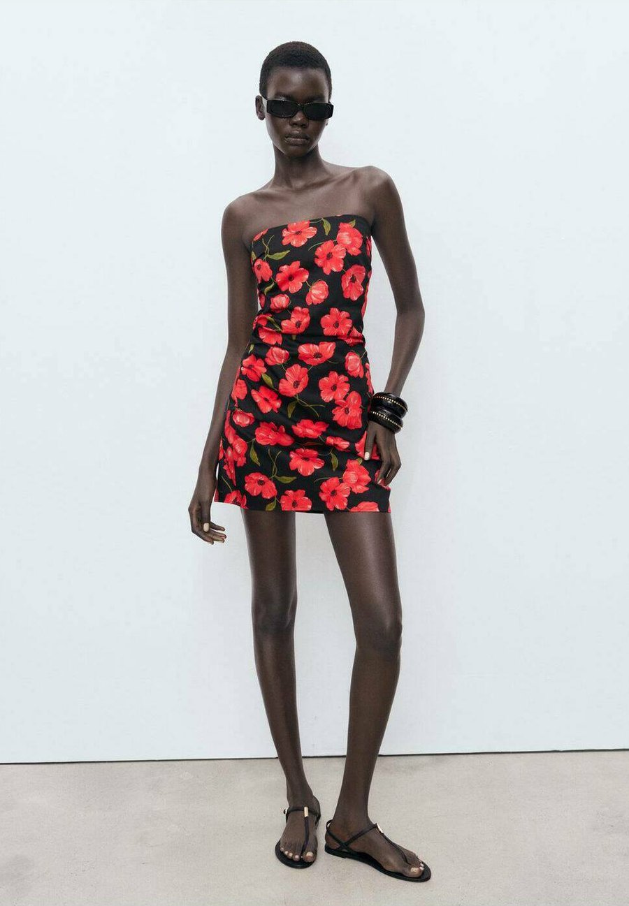 Платье Mango STRAPLESS FLORAL , Black
Платье Mango STRAPLESS FLORAL , Black