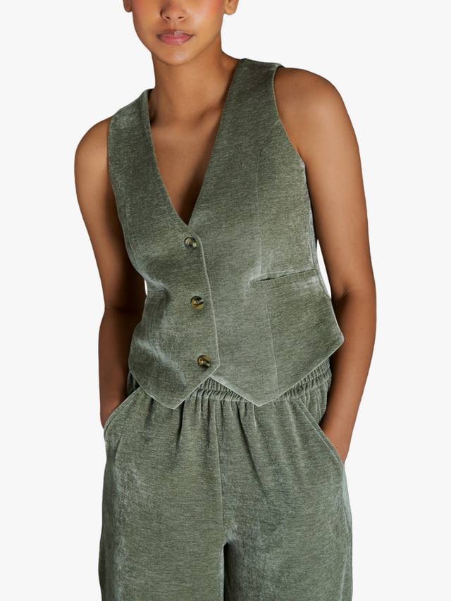 Приталенный бархатный жилет EAST 42ND, Sage
Приталенный бархатный жилет EAST 42ND, Sage