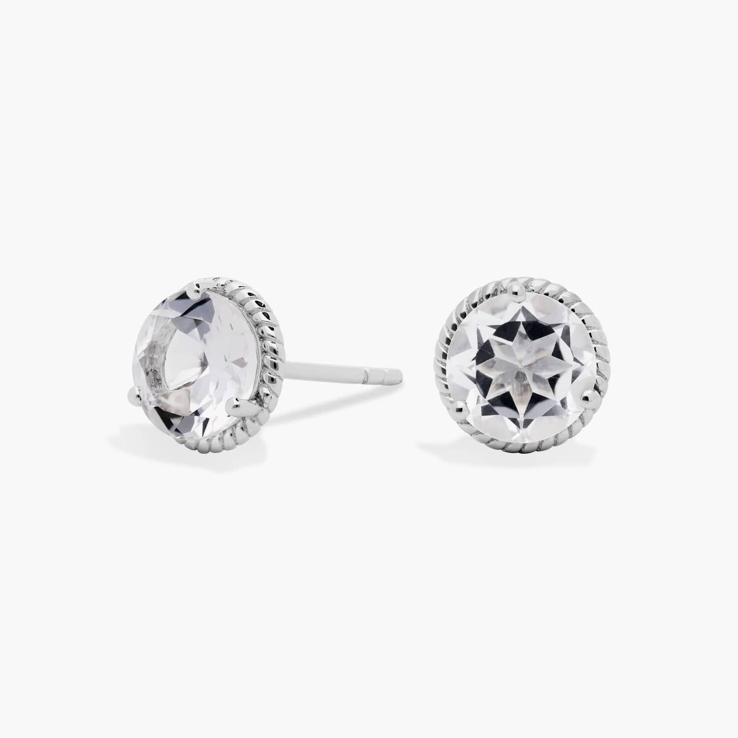 Серьги-гвоздики с белым топазом в виде веревки из стерлингового серебра (7 мм) Blue Nile
Серьги-гвоздики с белым топазом в виде веревки из стерлингового серебра (7 мм) Blue Nile