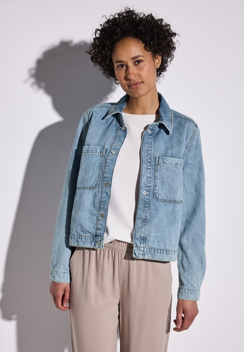 Джинсовая куртка MIT BRUSTTASCHEN Street One, светло-голубой, Синий, Джинсовая куртка MIT BRUSTTASCHEN Street One, светло-голубой
Джинсовая куртка MIT BRUSTTASCHEN Street One, светло-голубой, Синий, Джинсовая куртка MIT BRUSTTASCHEN Street One, светло-голубой