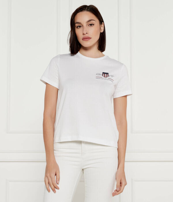 Футболка женская Gant с вышитым логотипом, белый
Футболка женская Gant с вышитым логотипом, белый