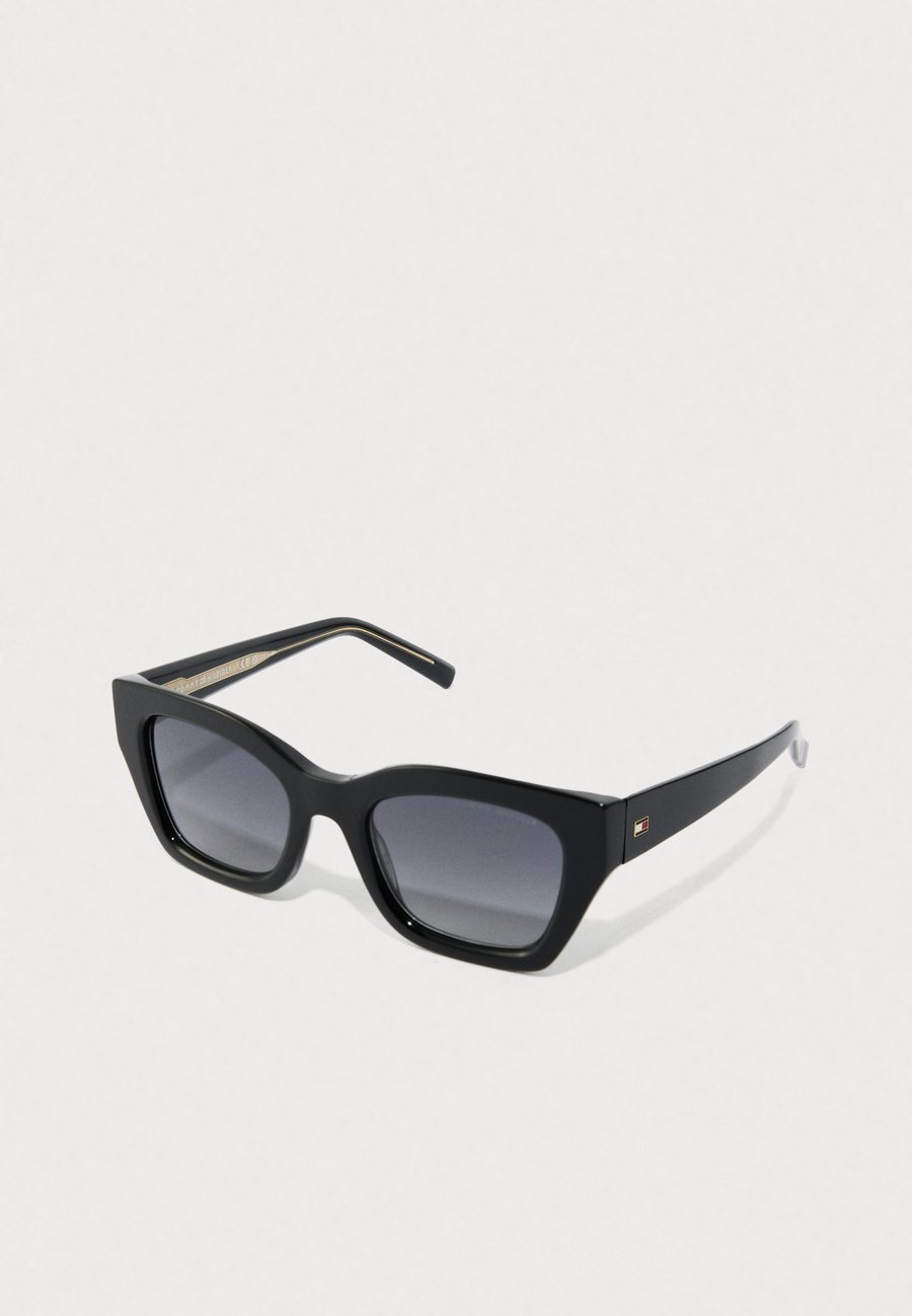 Солнцезащитные очки Tommy Hilfiger Sunglasses, Black
Солнцезащитные очки Tommy Hilfiger Sunglasses, Black