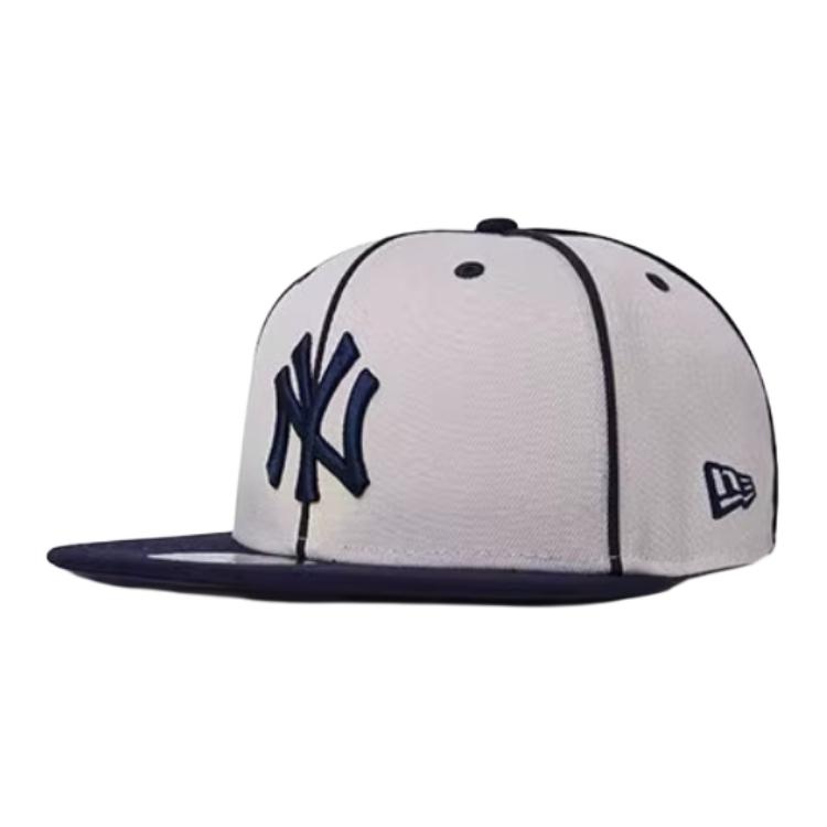 New Era Бейсболка из полиэстера Unisex Navy Blue
New Era Бейсболка из полиэстера Unisex Navy Blue