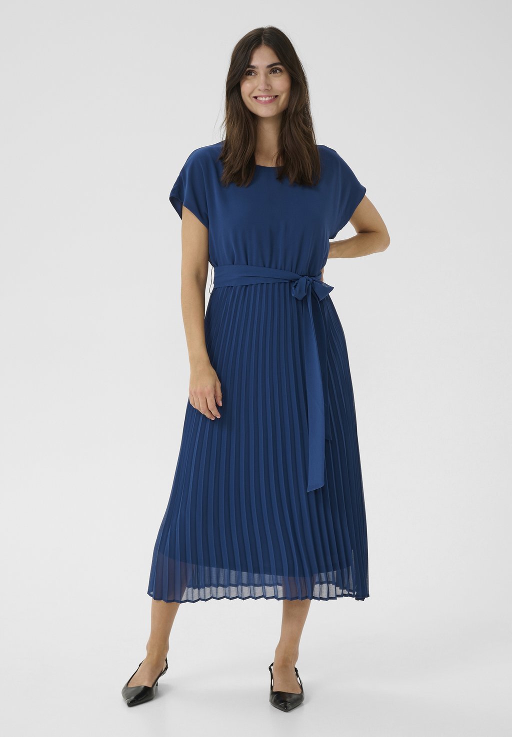 Коктейльное/вечернее платье CUALVIA CHEILA PLISSE Culture, темно-синий
Коктейльное/вечернее платье CUALVIA CHEILA PLISSE Culture, темно-синий