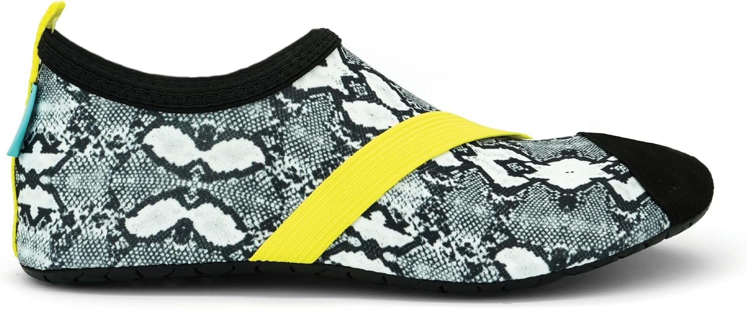 Оригинальные женские складные минималистичные кроссовки FITKICKS для активного образа жизни, йоги и водного спорта
Оригинальные женские складные минималистичные кроссовки FITKICKS для активного образа жизни, йоги и водного спорта