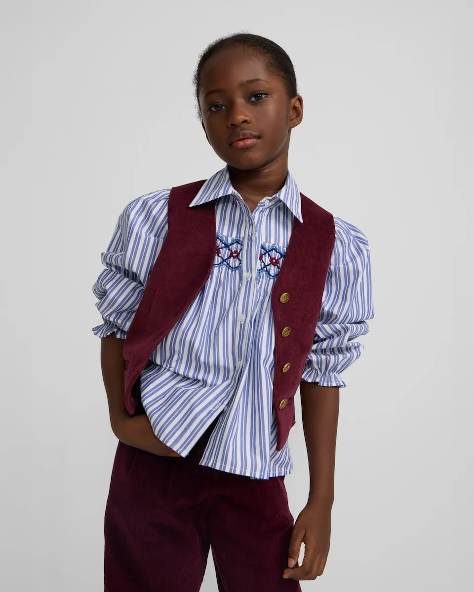 Классическая детская жилетка из вельвета бордового цвета Silbon
Классическая детская жилетка из вельвета бордового цвета Silbon