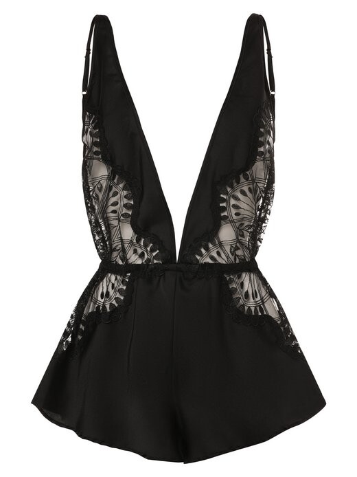 Пижама августа Bluebella, черный
Пижама августа Bluebella, черный