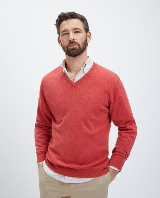 Мужской однотонный кашемировый свитер с v-образным вырезом Emidio Tucci, коралловый
Мужской однотонный кашемировый свитер с v-образным вырезом Emidio Tucci, коралловый