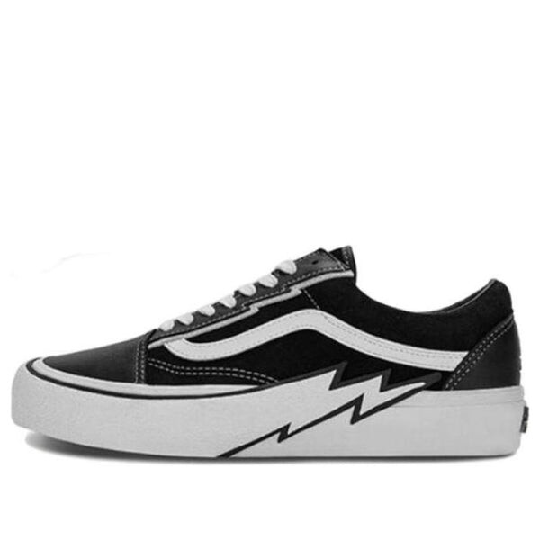Кроссовки vault old skool 'bolt lx mastermind world' Vans, черный
Кроссовки vault old skool 'bolt lx mastermind world' Vans, черный