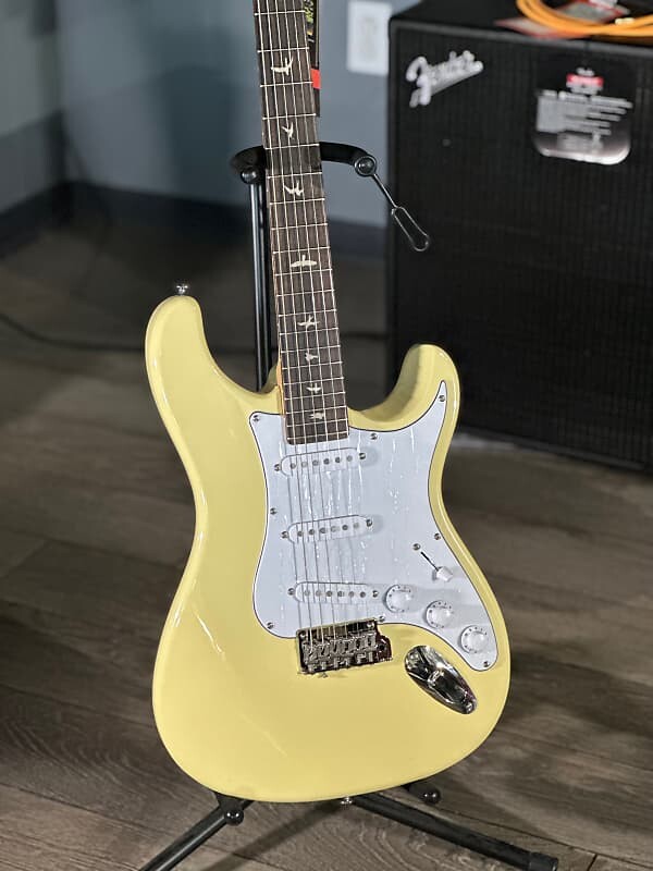 Электрогитара PRS SE Silver Sky, Rosewood Fretboard, Moon White #1233 W/ Free Shipping
Электрогитара PRS SE Silver Sky, Rosewood Fretboard, Moon White #1233 W/ Free Shipping