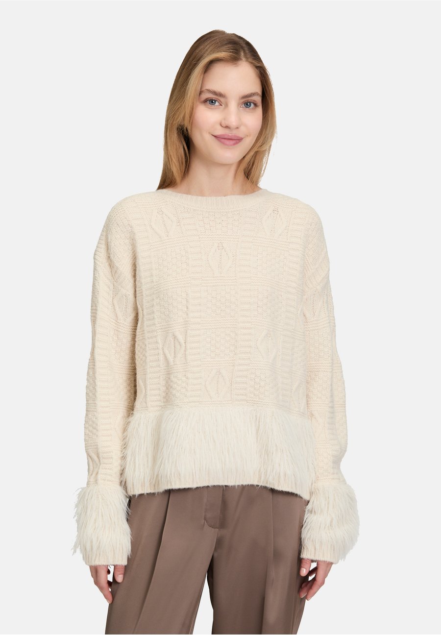 Джемпер Betty Barclay MIT EFFEKTGARN, Beige
Джемпер Betty Barclay MIT EFFEKTGARN, Beige