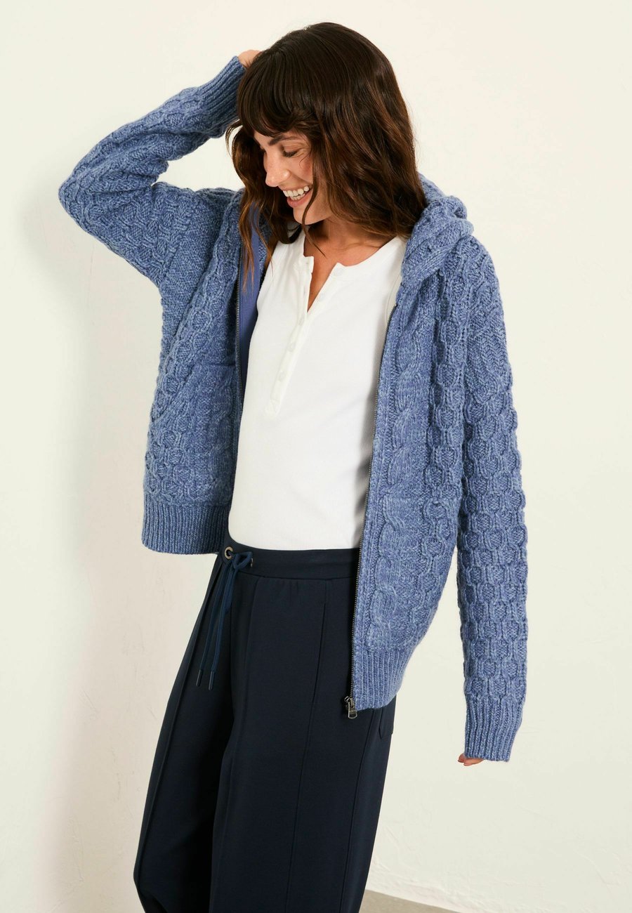 Кардиган FatFace CABLE HOODY , Blue
Кардиган FatFace CABLE HOODY , Blue