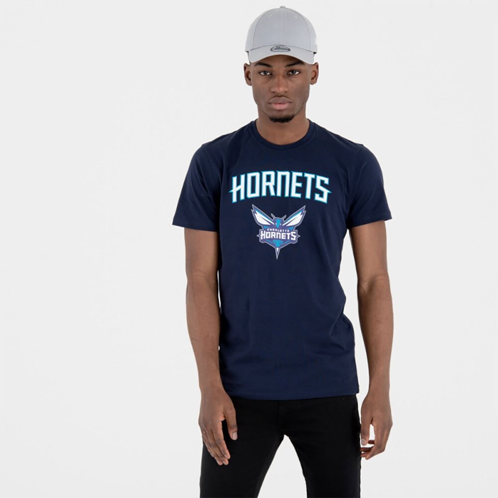 Футболка New Era NBA Regular Charlotte Hornets, синий
Футболка New Era NBA Regular Charlotte Hornets, синий