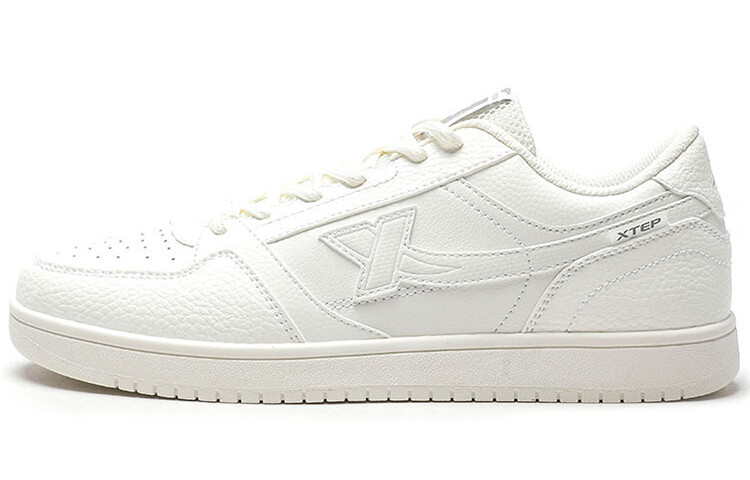 Кроссовки для скейтбординга с низким верхом Sail Xtep, белый
Кроссовки для скейтбординга с низким верхом Sail Xtep, белый