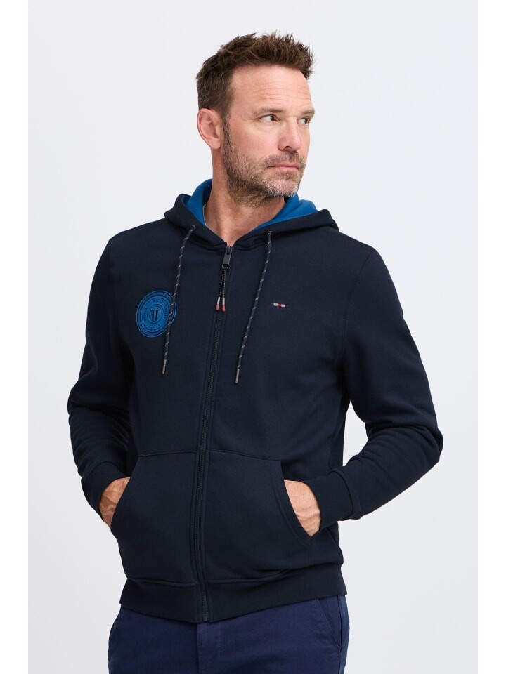 Толстовка FQ1924 Sweatjacke FQWILLIAM ziphoodie sweat 21900714 modische Sweatjacke, темно-синий
Толстовка FQ1924 Sweatjacke FQWILLIAM ziphoodie sweat 21900714 modische Sweatjacke, темно-синий