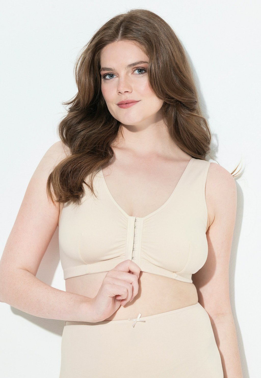 Бюстье VORDERVERSCHLUSS-QUALITÄT Ulla Popken, бежевый
Бюстье VORDERVERSCHLUSS-QUALITÄT Ulla Popken, бежевый